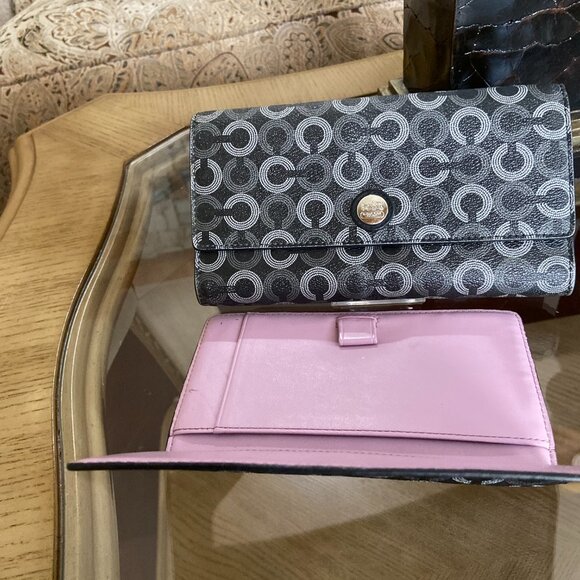 Coach Black and Gray Patterned Wallet - Picture 6 of 7